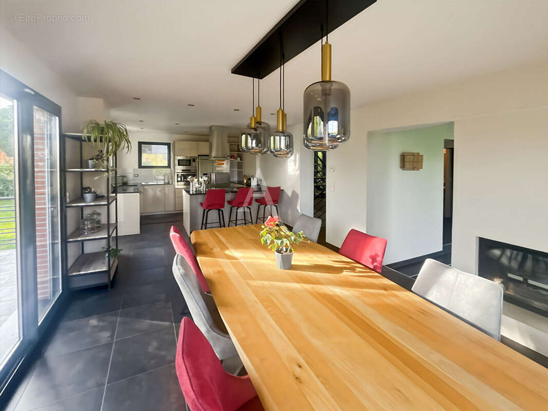 Maison à MEZY-SUR-SEINE