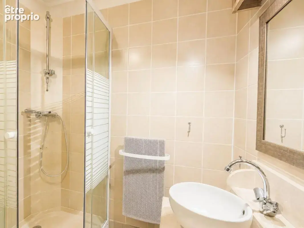 Ensemble immobilier : Maison de rapport et Terrain constructible avec division parcellaire réalisée - Potentiel locatif proche d - photo 16