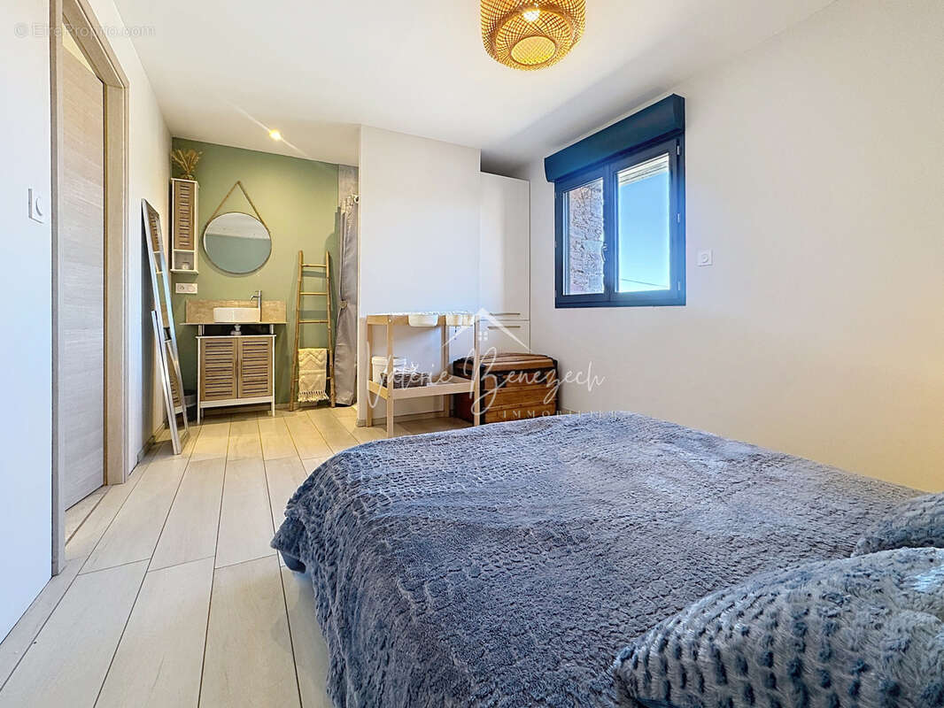 COUP DE COEUR Magnifique grange en pierres rénovée ! - photo 15
