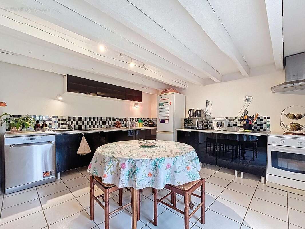 Maison 175 m² à Provins  - photo 6