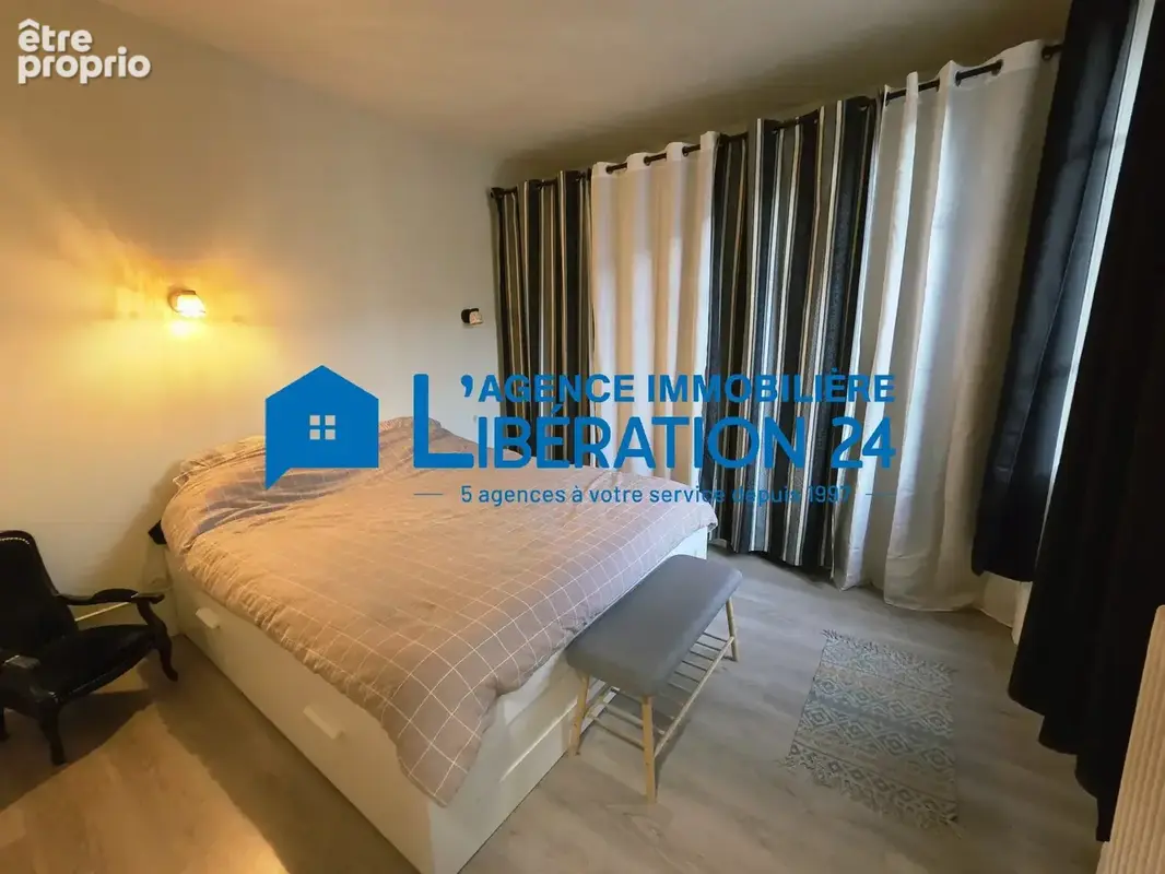 maison mitoyenne 95 m² sur 267m² - photo 5