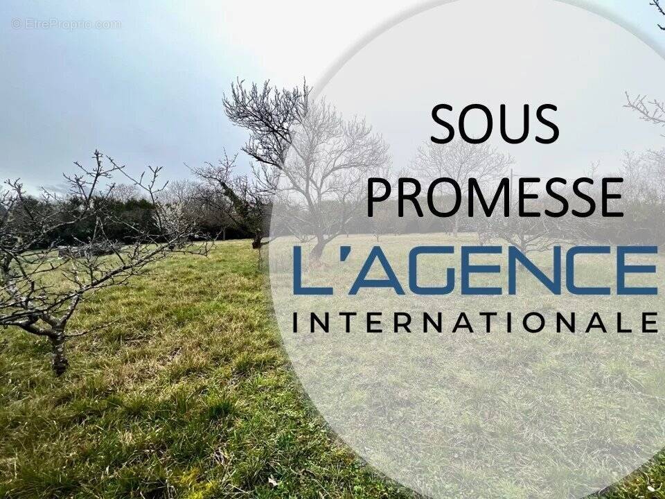 Terrain à AUBERGENVILLE