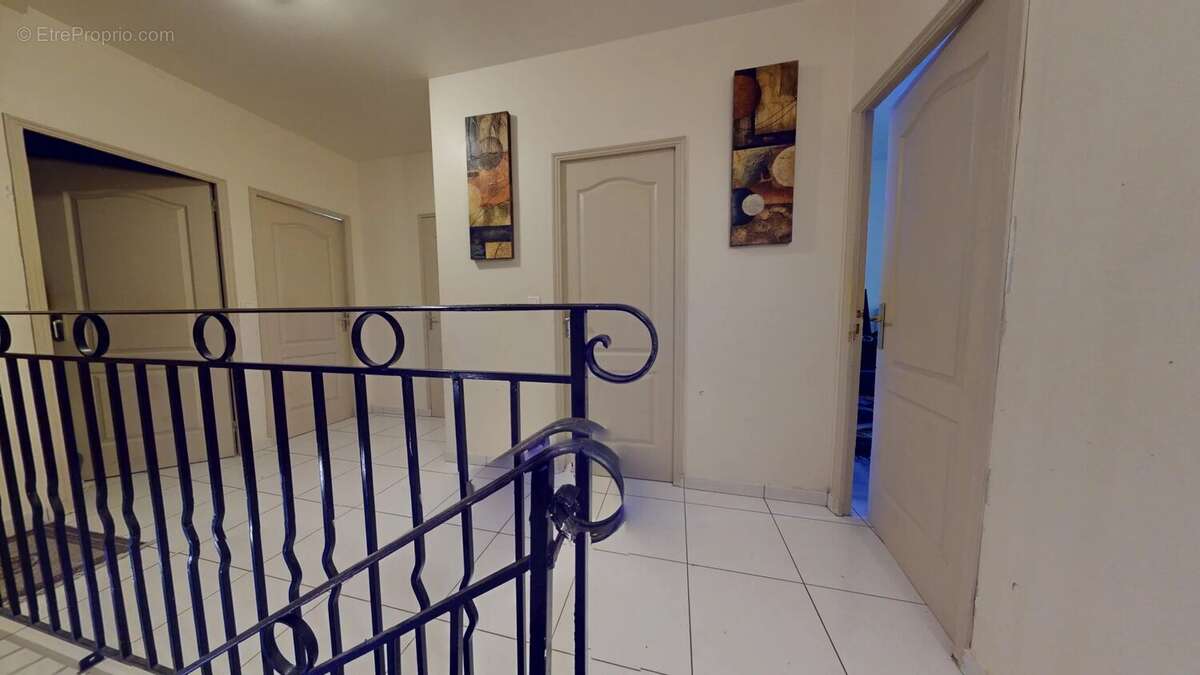 Maison à PORT-DE-BOUC