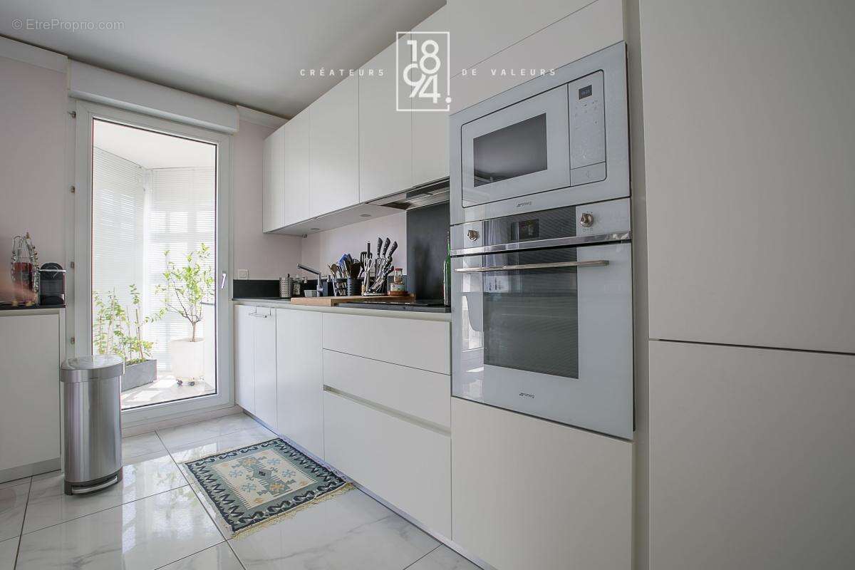 Appartement à MARSEILLE-8E