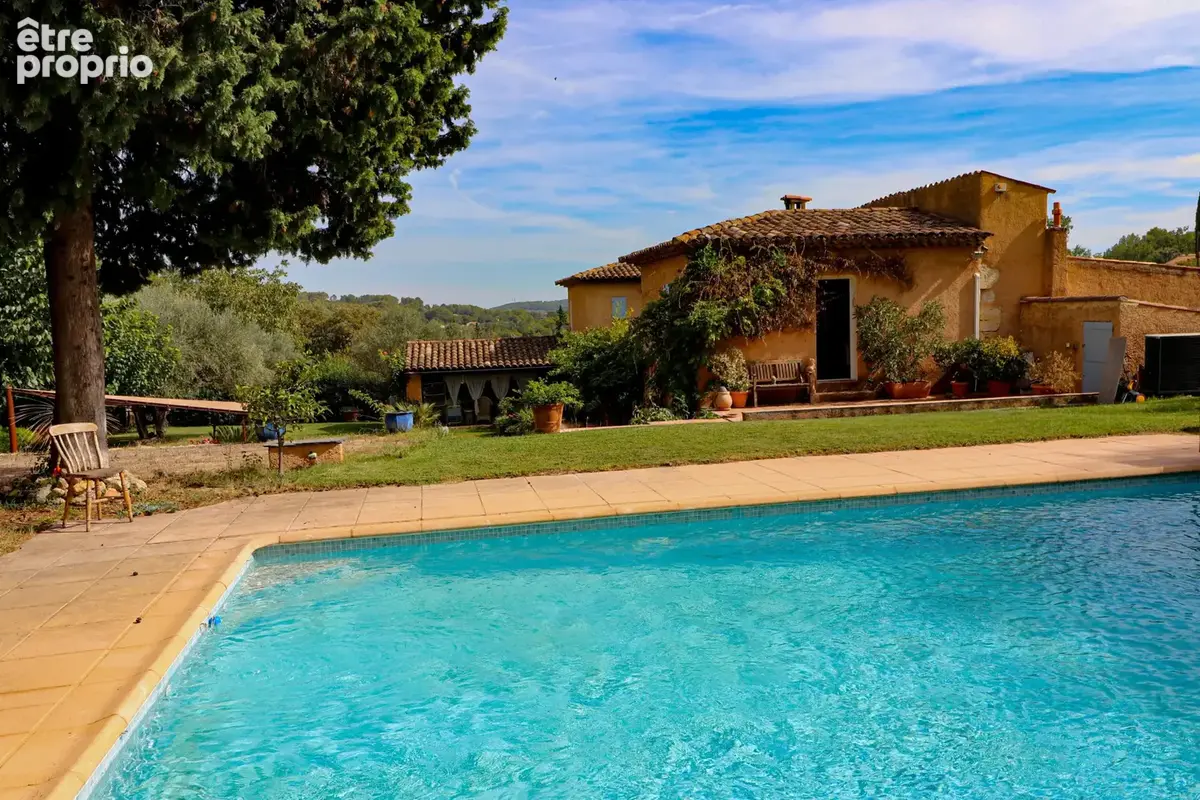 Exclusivite ancien moulin de caractere de 250m2 sur terrain de 2447m2 avec piscine et dependances - photo 11