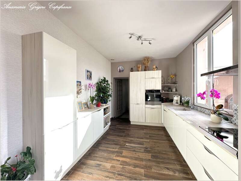 Maison à COURVILLE-SUR-EURE