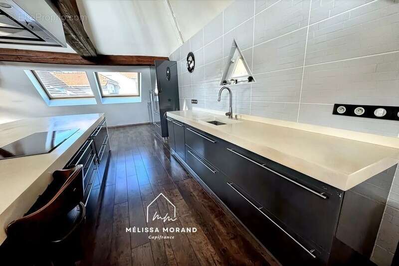 Appartement à ALLONZIER-LA-CAILLE