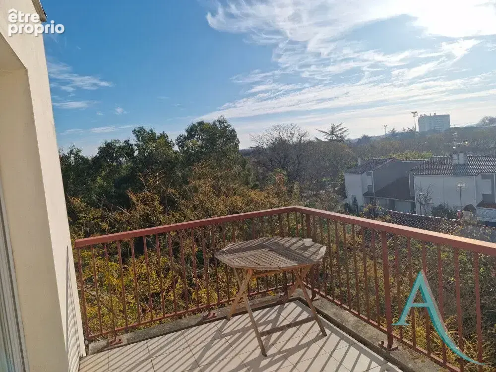 Toulouse t2 40 m²  dernier étage - balcon & parking - photo 4