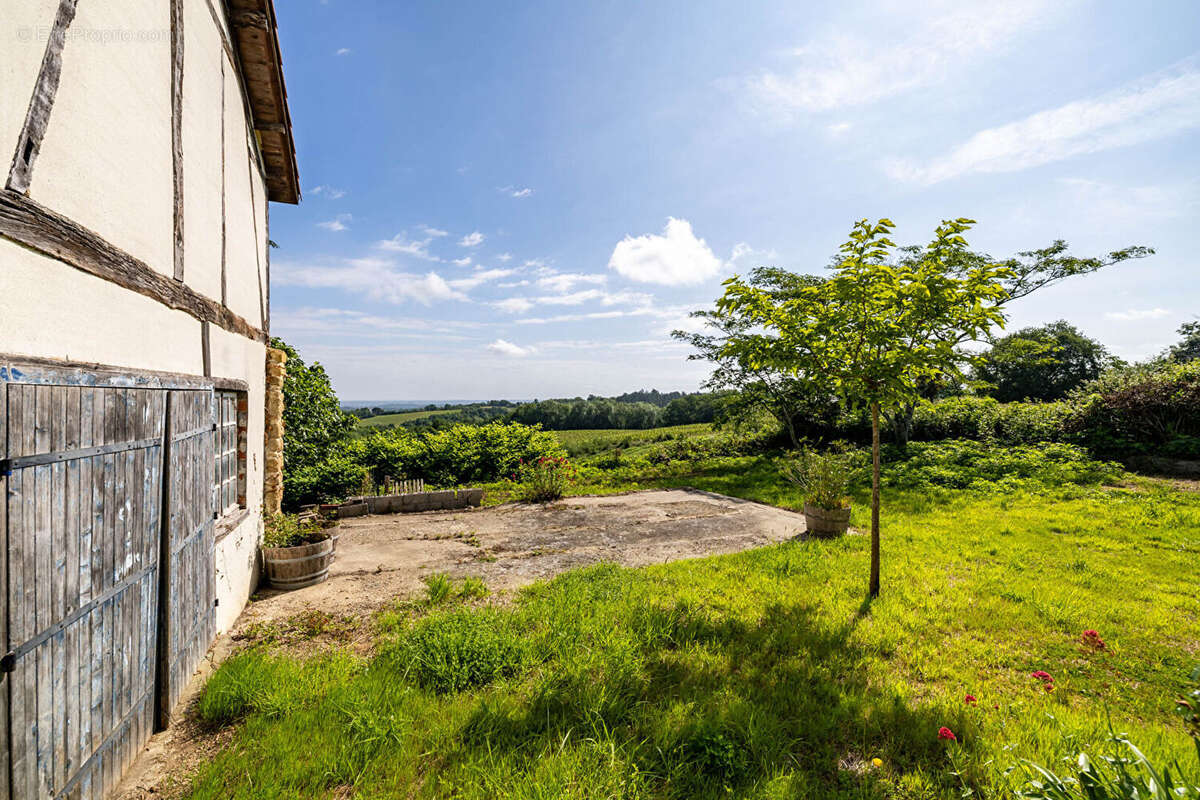 Maison à VIELLA