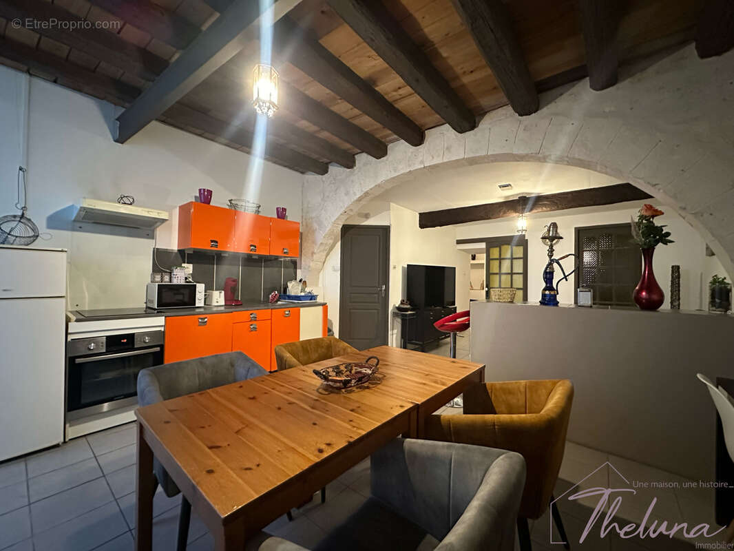 Appartement à BEAUCAIRE