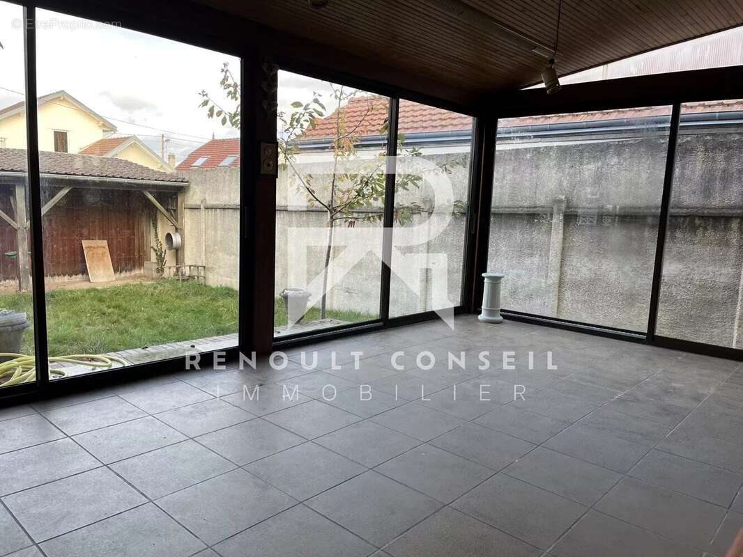 Maison à SOTTEVILLE-LES-ROUEN