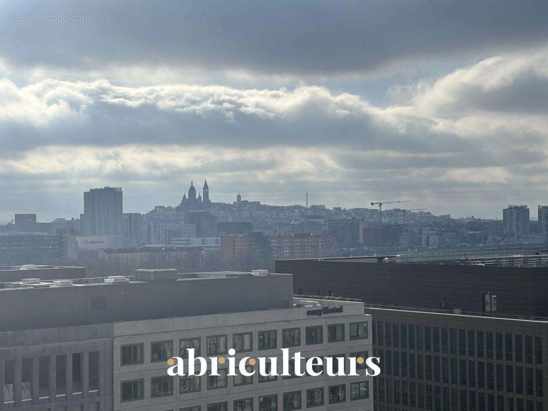 Appartement à AUBERVILLIERS