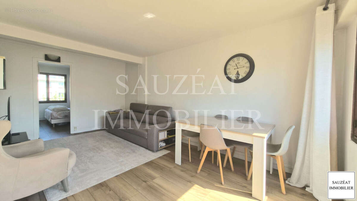 Appartement à BAGNEUX
