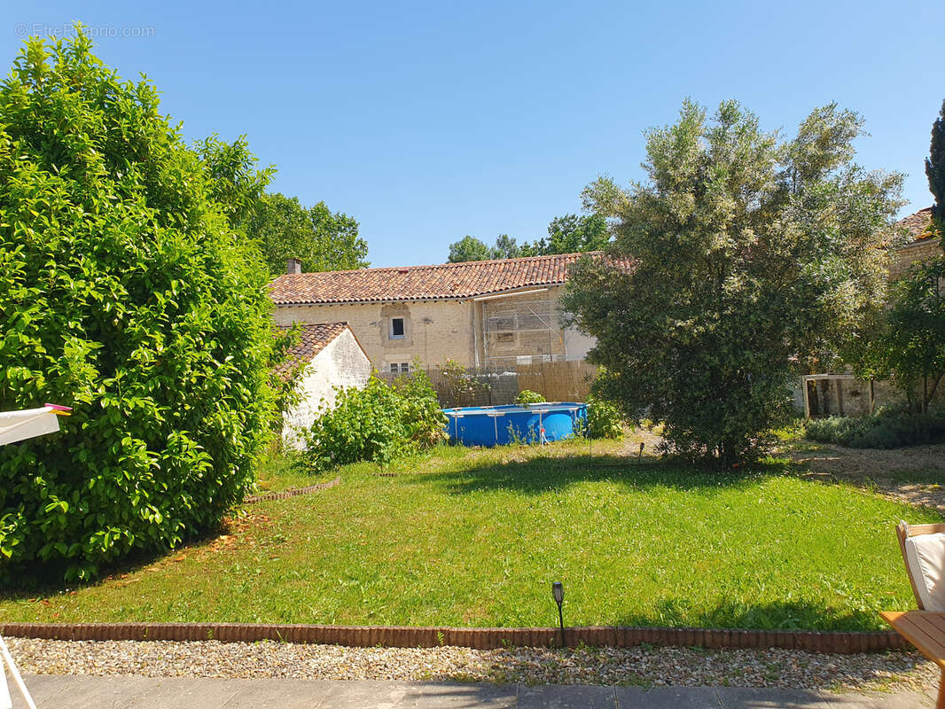 Maison à BRESDON
