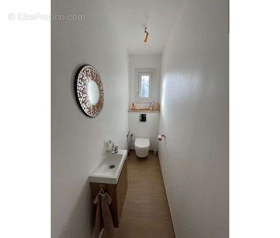Maison 105 m² à La Salvetat-Saint-Gilles  - photo 6