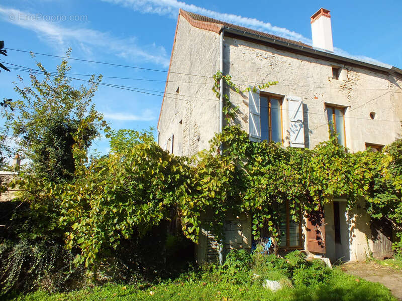 Maison à ASNIERES-EN-MONTAGNE