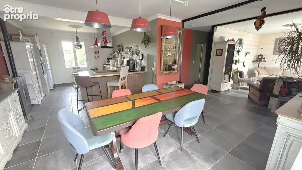 Maison à BONNEMAIN