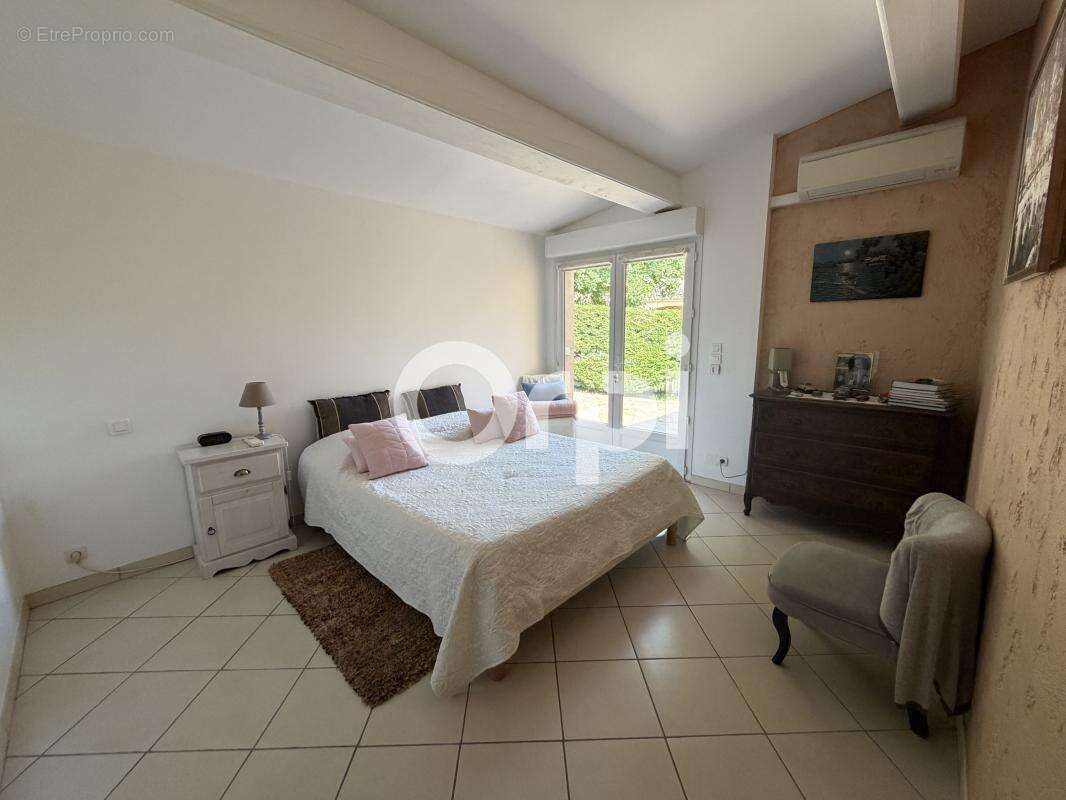 Maison à LES ADRETS-DE-L'ESTEREL