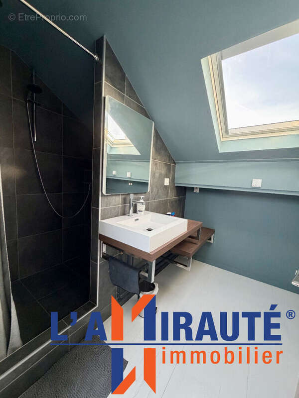 Maison à SARTROUVILLE