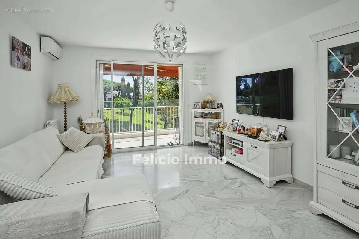 Appartement à CAGNES-SUR-MER