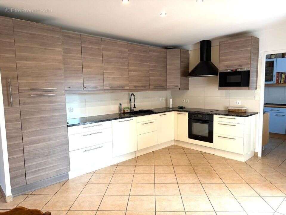 Maison à ROMANS-SUR-ISERE