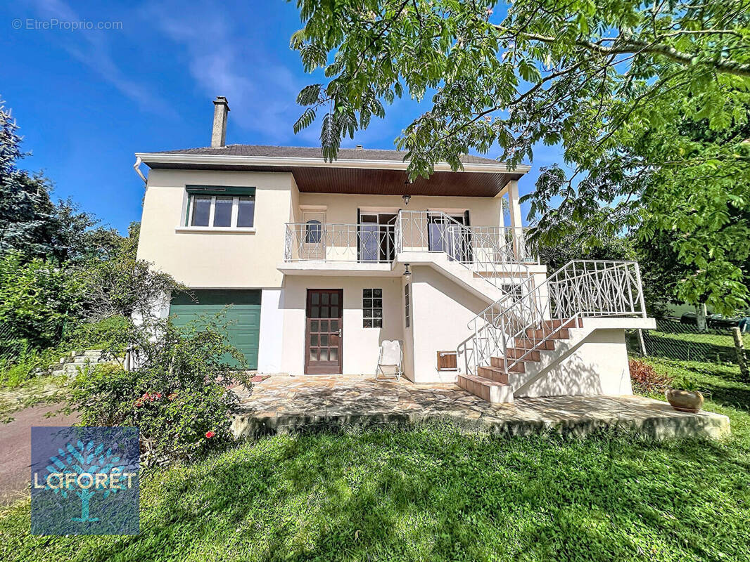 Maison à CORBEIL-ESSONNES
