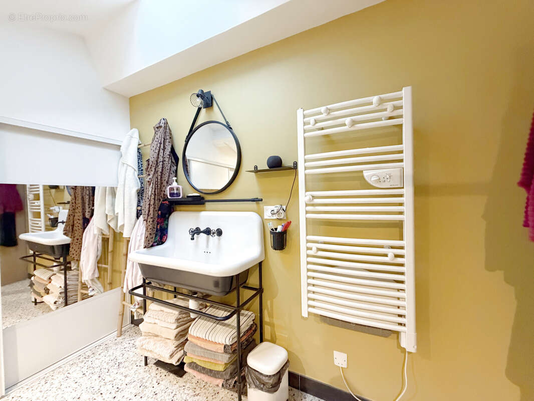 Appartement à PLAN-DE-CUQUES