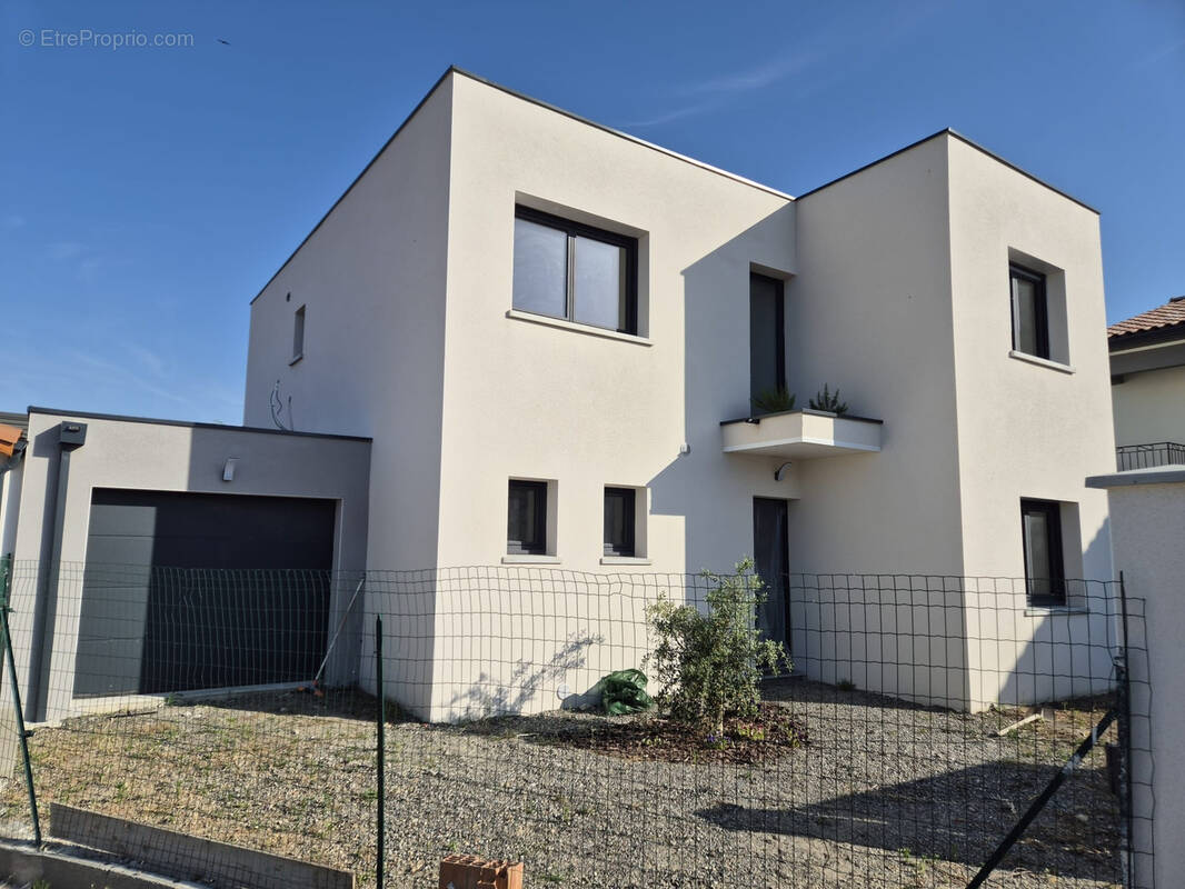 Maison à COLOMIERS