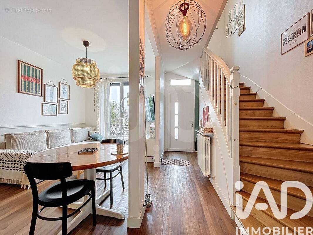 Photo 1 - Maison à THORIGNY-SUR-MARNE