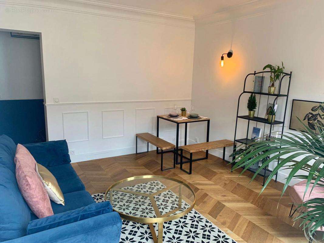 Appartement à PARIS-18E