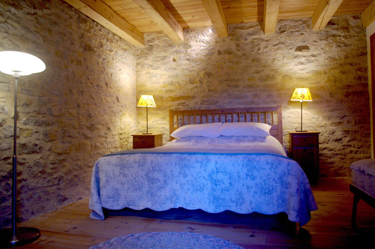 Maison de caractère - près de Villeneuve d'Aveyron - photo 5