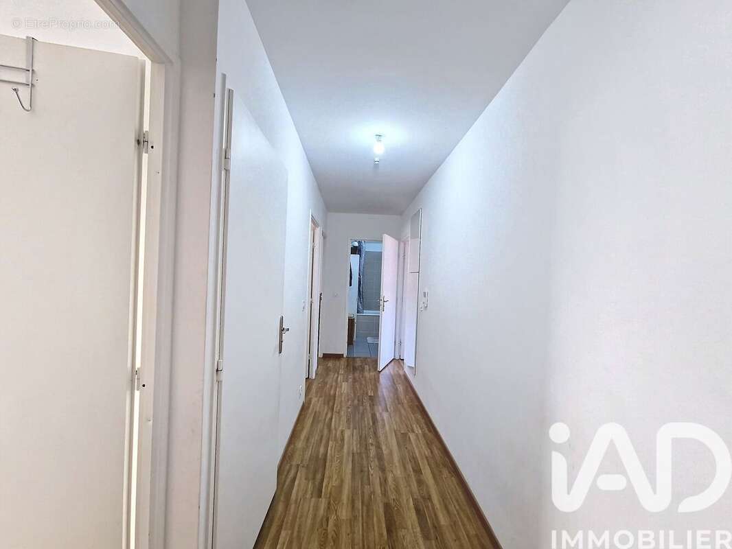 Photo 9 - Appartement à AUBERVILLIERS