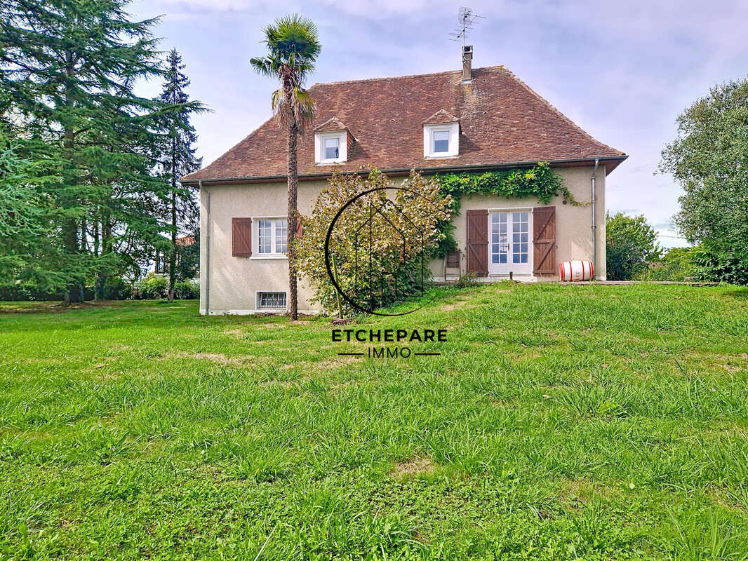 Maison à GUINARTHE-PARENTIES