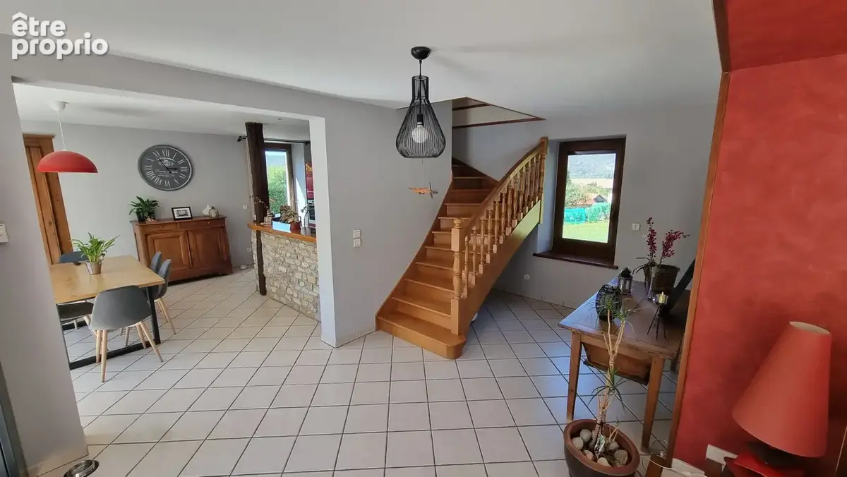 Champagneux   une maison de caractère qui ne demande qu’à écrire la suite de son histoire… - photo 14
