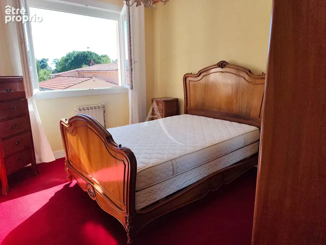 Maison familiale avec dépendance indépendante et grand terrain - photo 8