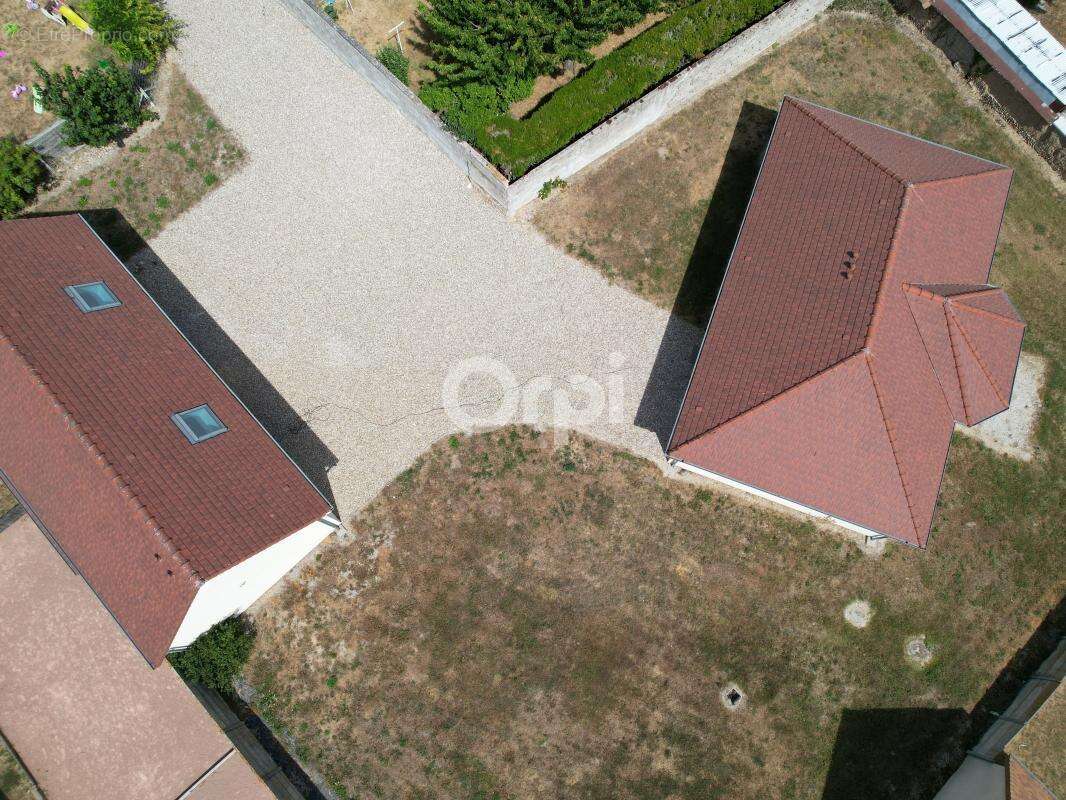 Maison plain pieds avec dépendance - photo 20