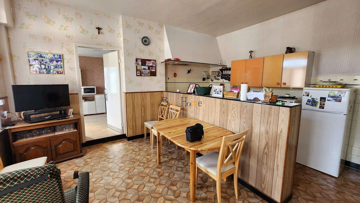 Maison à FONTAINE-NOTRE-DAME