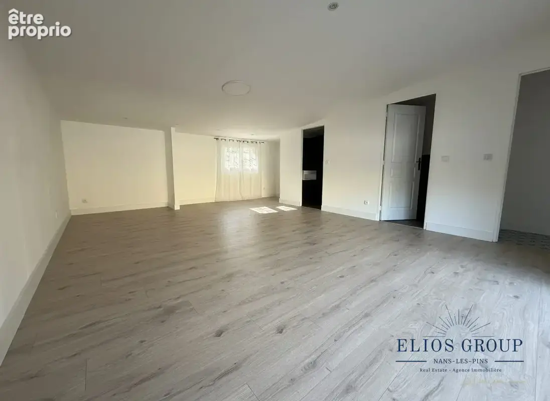 Maison 7 pièces 177 m² à vendre à Nans-Les-Pins (83860) - photo 7