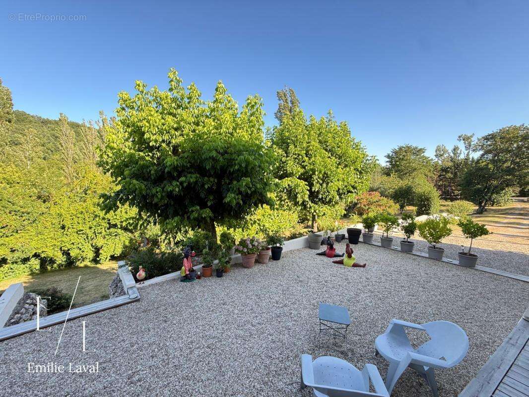 Maison en pierre 4 chambres avec dépendances et piscine à SAINT VINCENT DE PERTIGNAS (33) - photo 18