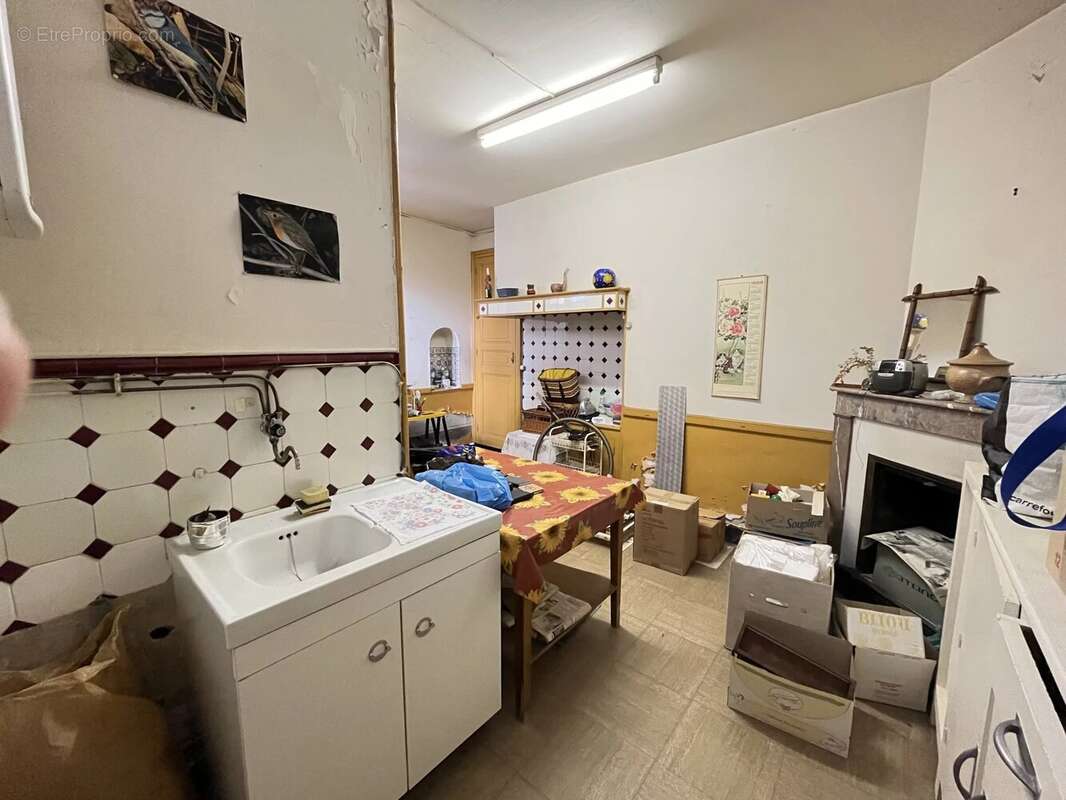 Maison à MONTMORILLON