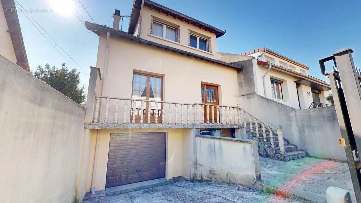 Maison à GAGNY