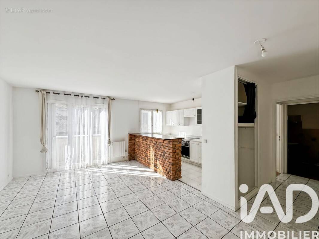 Photo 1 - Appartement à CHILLY-MAZARIN