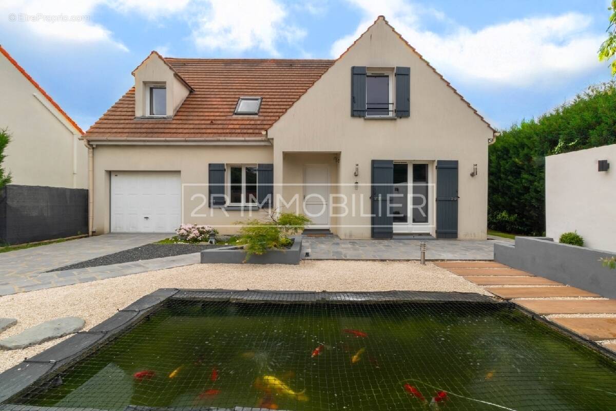 Maison à THORIGNY-SUR-MARNE