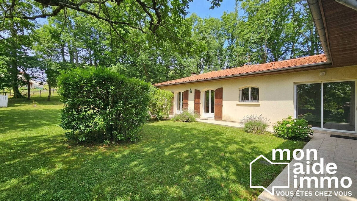 Maison à CAMARSAC