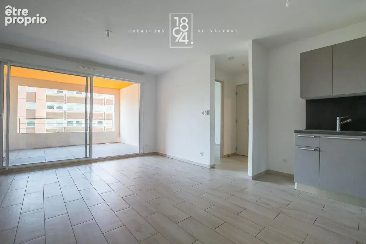 Appartement T2 à vendre Marseille 08 (13008)  43.90 m² terrasse  parking moto  - photo 7