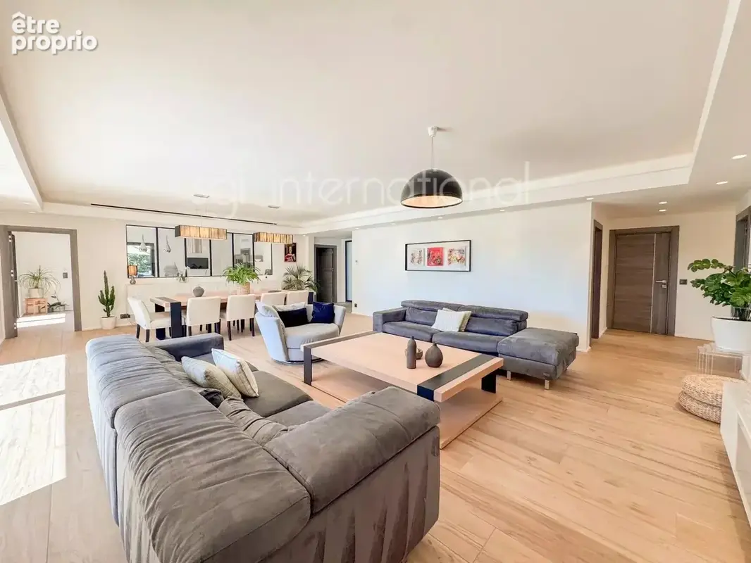 Ref 2370 - saint tropez - villa contemporaine proche centre - photo 5