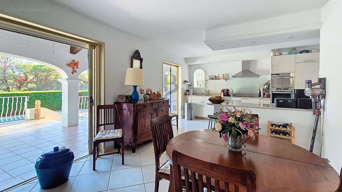 Maison à SAINT-RAPHAEL