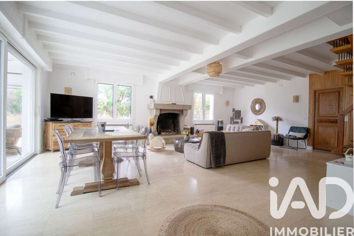 Photo 8 - Maison à LA TURBALLE