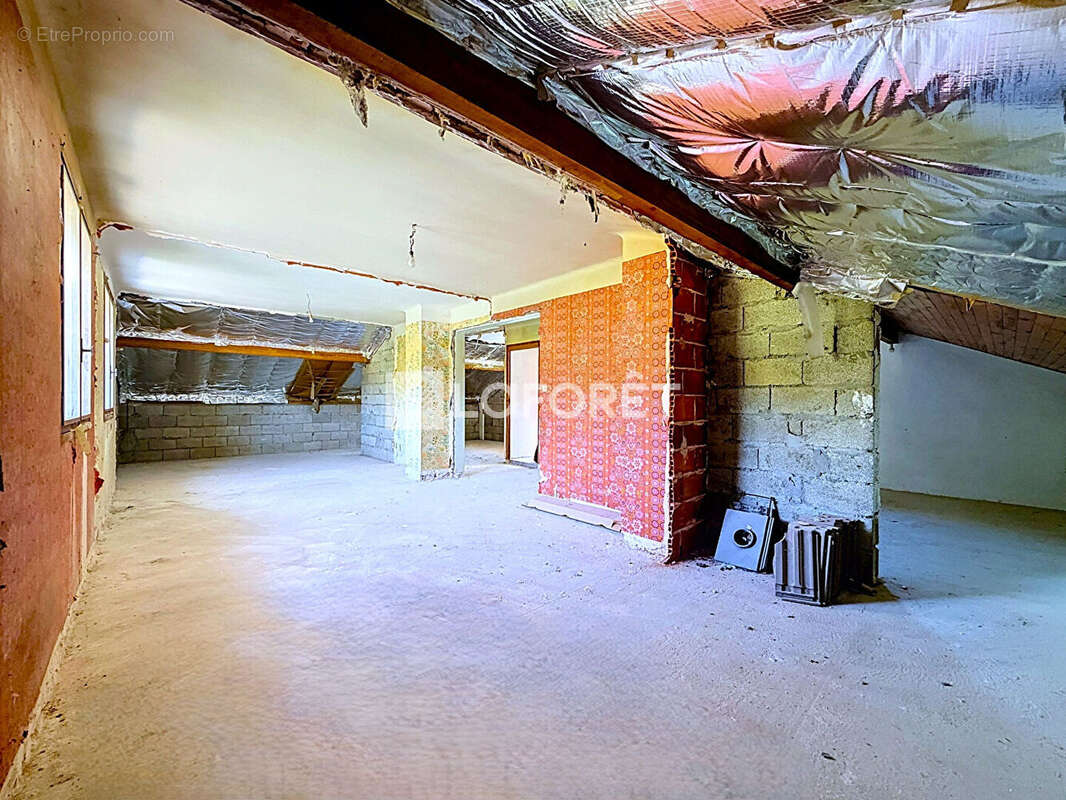 Appartement à SAINT-JEOIRE-PRIEURE