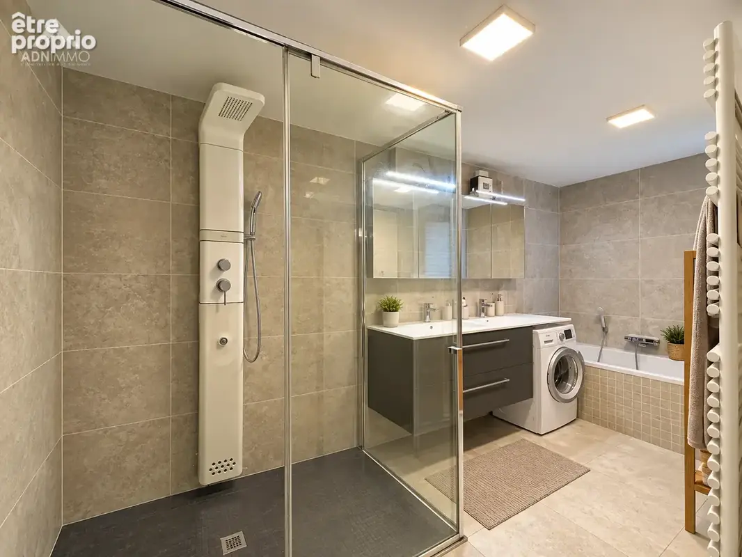 Maison 6 Pièces 210 m2 +  Appartement T2 - photo 15